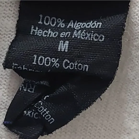 ❤️ Hot Topic Panic at the Disco Vegas Lights Band Tshirt - Picture 5 of 5